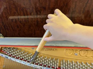 形樂鋼琴調音維修 Kata Music Piano Tuning In Hong Kong &Bull; Ball 2